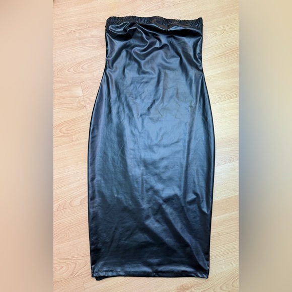 Elegant Black  Dress by K TOO size S pre-owned with 2free gifts . - Picture 2 of 12